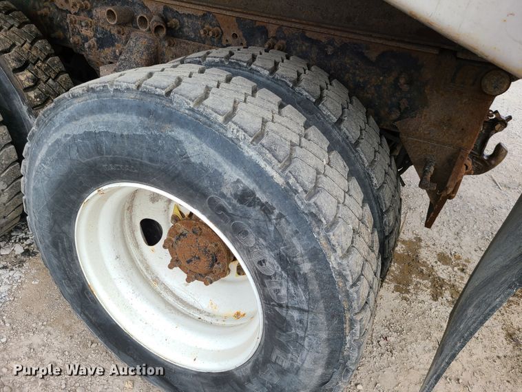 image for item DN2609 2007 International 7600  dump truck