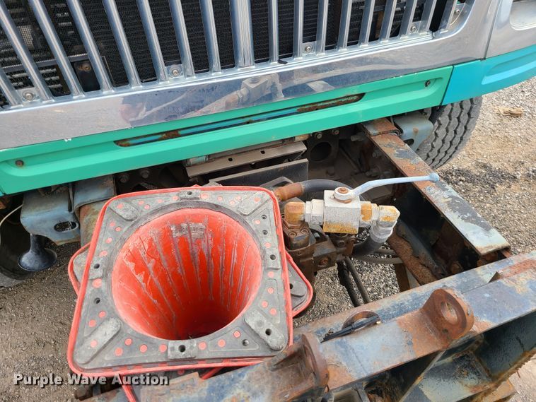 image for item DN2609 2007 International 7600  dump truck