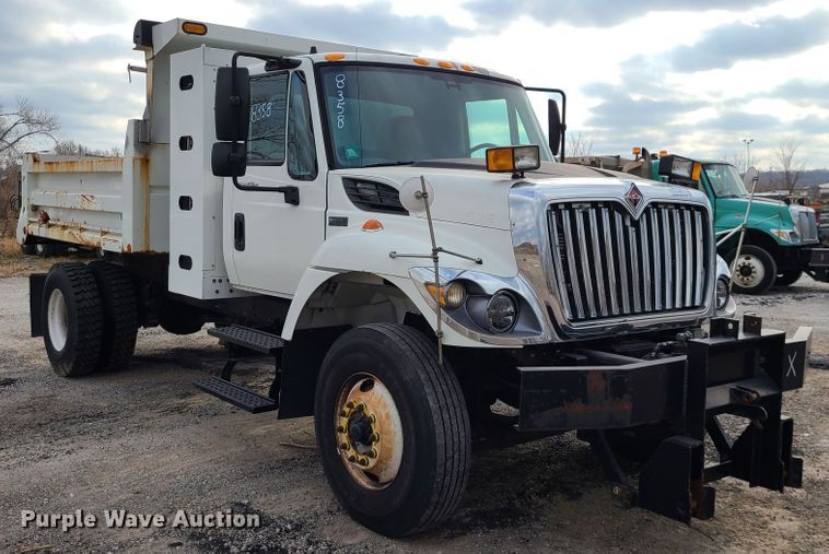 image for item DN2610 2012 International WorkStar 7400  dump truck
