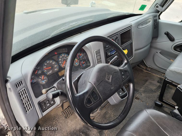 image for item DN2610 2012 International WorkStar 7400  dump truck