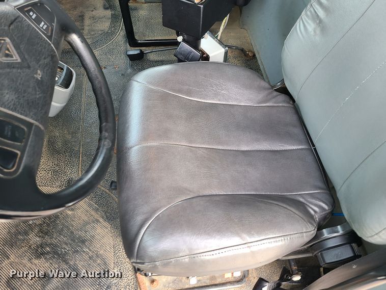 image for item DN2610 2012 International WorkStar 7400  dump truck