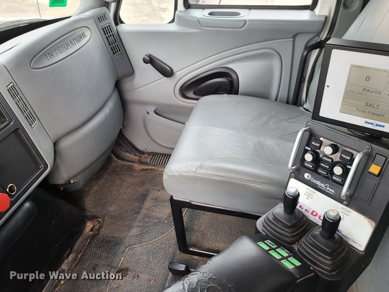 image for item DN2610 2012 International WorkStar 7400  dump truck