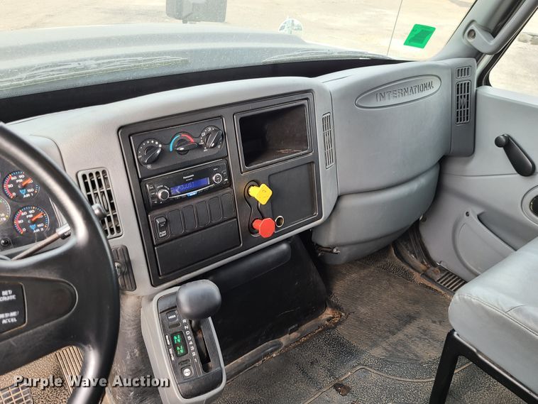 image for item DN2610 2012 International WorkStar 7400  dump truck