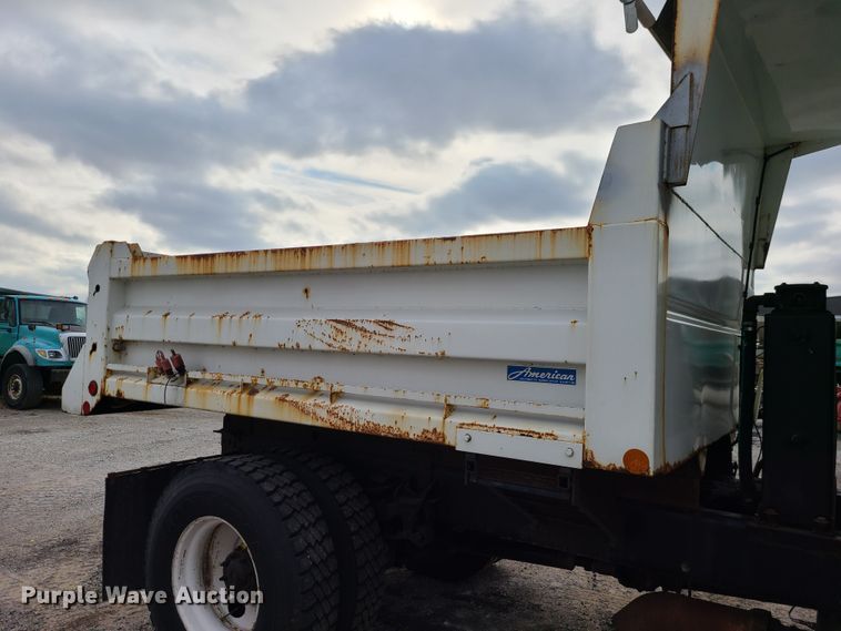 image for item DN2610 2012 International WorkStar 7400  dump truck