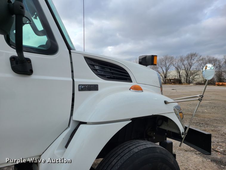 image for item DN2610 2012 International WorkStar 7400  dump truck