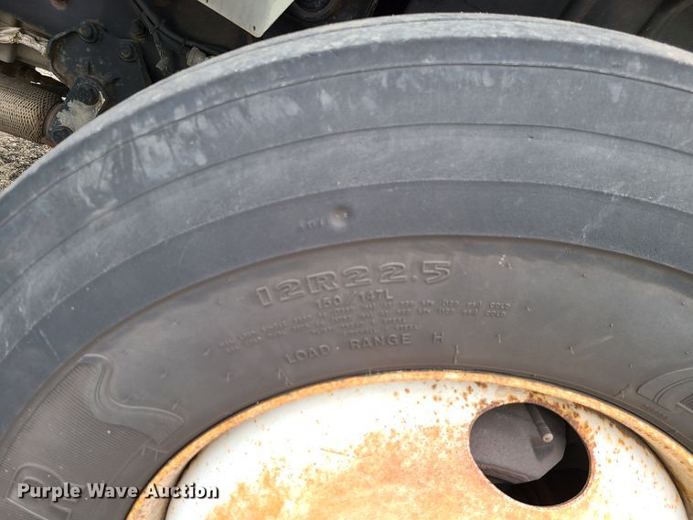 image for item DN2610 2012 International WorkStar 7400  dump truck