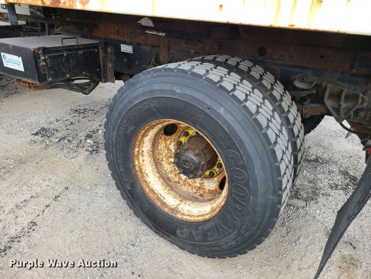 image for item DN2610 2012 International WorkStar 7400  dump truck