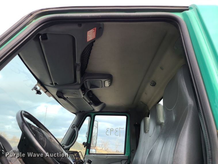 image for item DN2611 2007 International 7300  dump truck