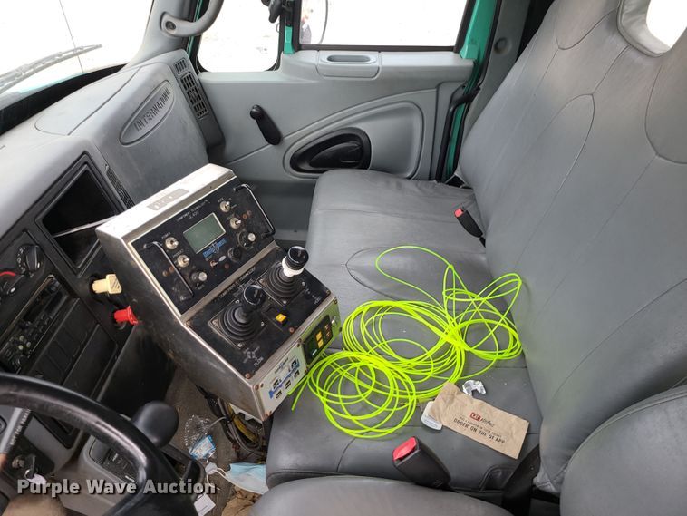 image for item DN2611 2007 International 7300  dump truck