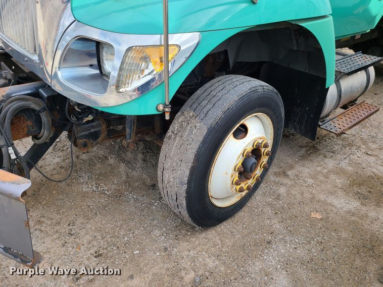 image for item DN2611 2007 International 7300  dump truck