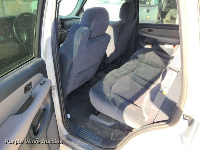image for item DN2612 2001 Chevrolet Tahoe  SUV