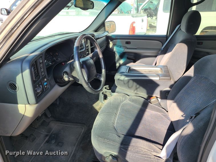 image for item DN2612 2001 Chevrolet Tahoe  SUV