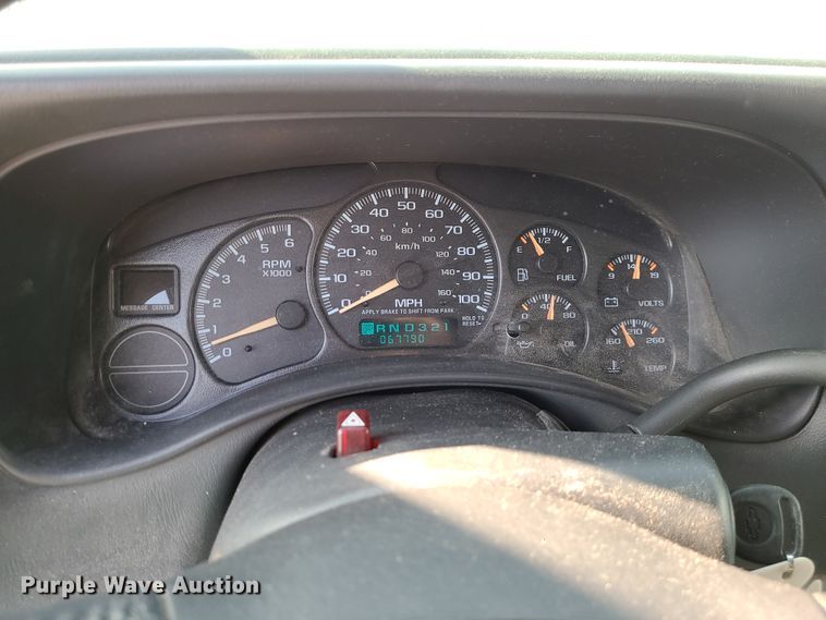 image for item DN2612 2001 Chevrolet Tahoe  SUV