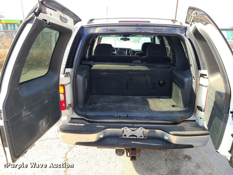 image for item DN2612 2001 Chevrolet Tahoe  SUV