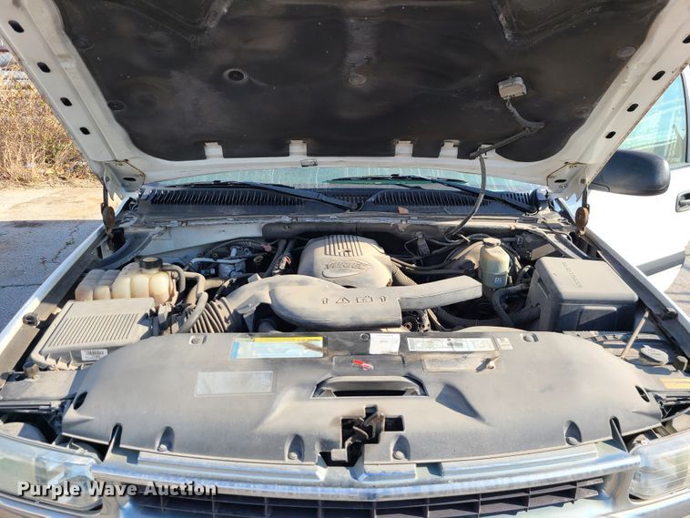 image for item DN2612 2001 Chevrolet Tahoe  SUV