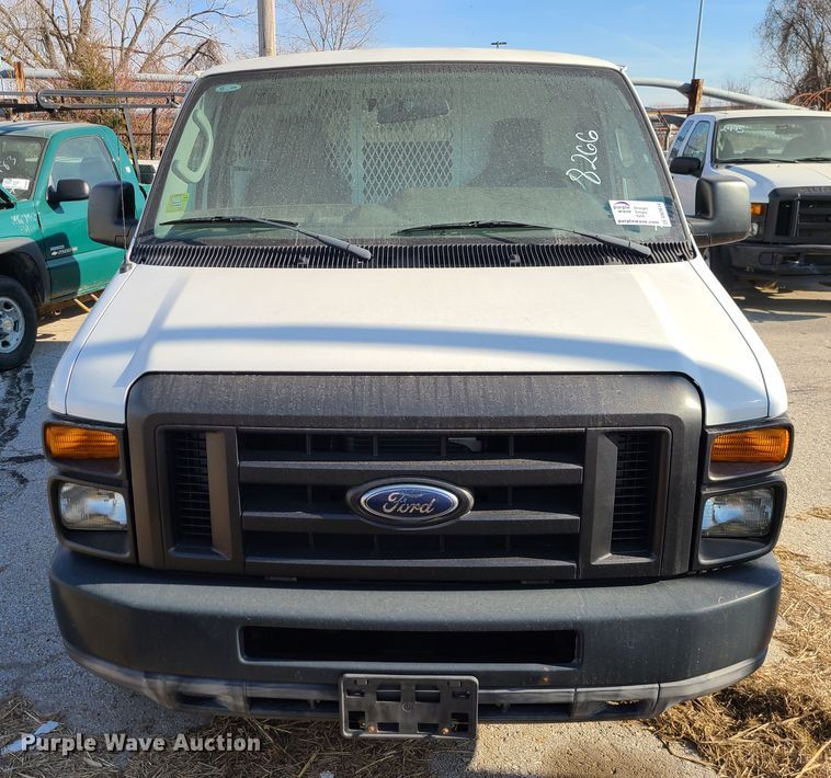 image for item DN2614 2010 Ford E350 Super Duty  van