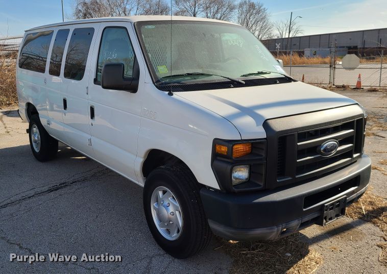 image for item DN2614 2010 Ford E350 Super Duty  van