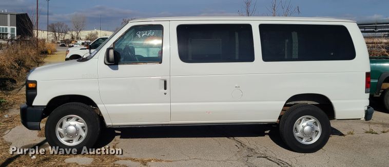 image for item DN2614 2010 Ford E350 Super Duty  van