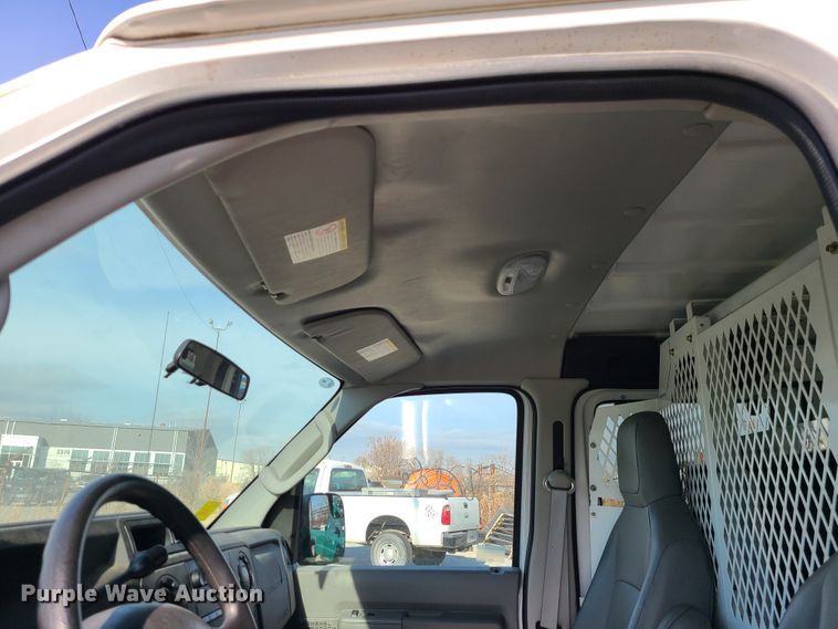 image for item DN2614 2010 Ford E350 Super Duty  van