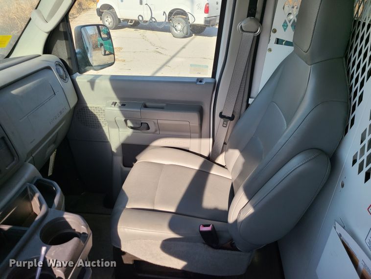 image for item DN2614 2010 Ford E350 Super Duty  van