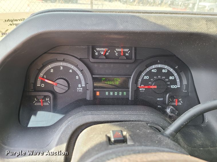 image for item DN2614 2010 Ford E350 Super Duty  van