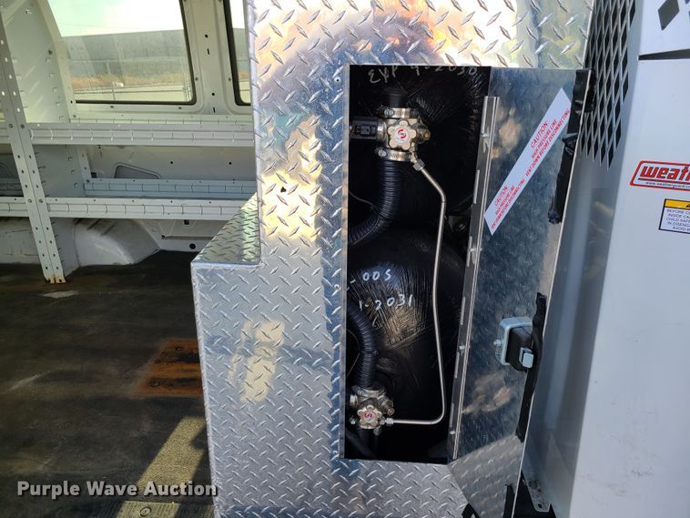 image for item DN2614 2010 Ford E350 Super Duty  van