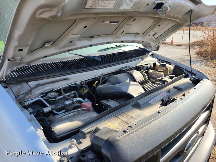 image for item DN2614 2010 Ford E350 Super Duty  van