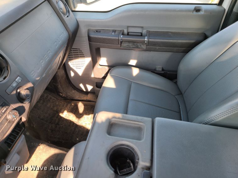 image for item DN2617 2012 Ford F350 Super Duty  pickup truck