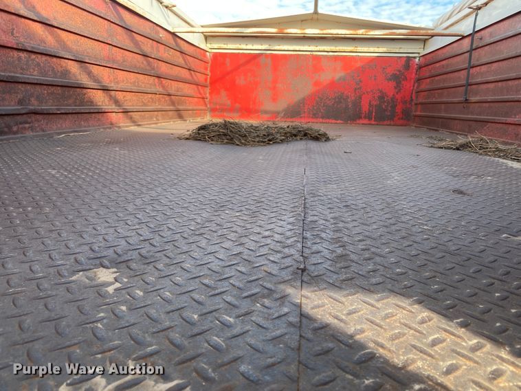 image for item DJ7559 1972 GMC 5500  grain truck