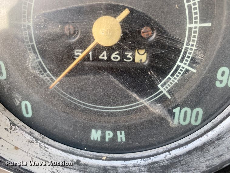 image for item DJ7559 1972 GMC 5500  grain truck