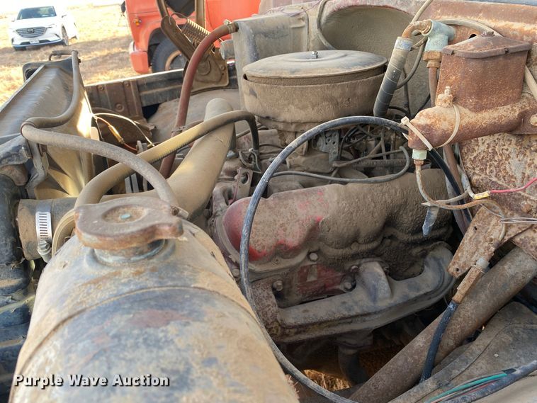 image for item DJ7559 1972 GMC 5500  grain truck