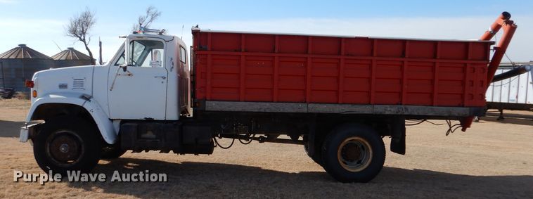 image for item DJ7564 1978 Chevrolet C70  grain truck