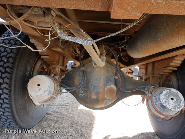 image for item DJ7564 1978 Chevrolet C70  grain truck