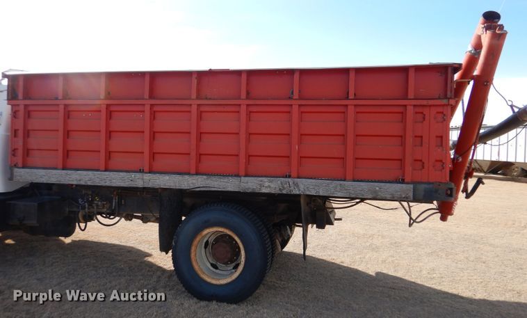 image for item DJ7564 1978 Chevrolet C70  grain truck
