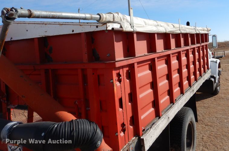 image for item DJ7564 1978 Chevrolet C70  grain truck