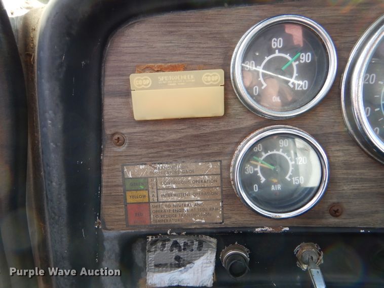 image for item DJ7564 1978 Chevrolet C70  grain truck