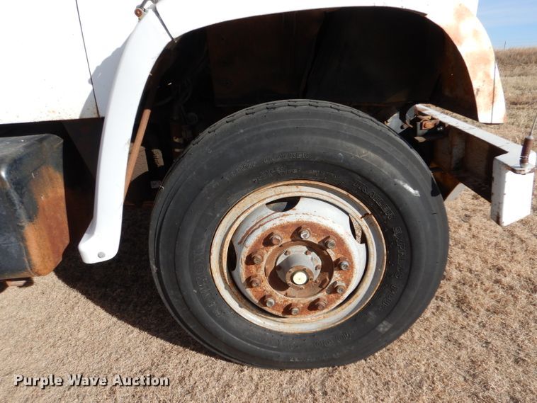 image for item DJ7564 1978 Chevrolet C70  grain truck