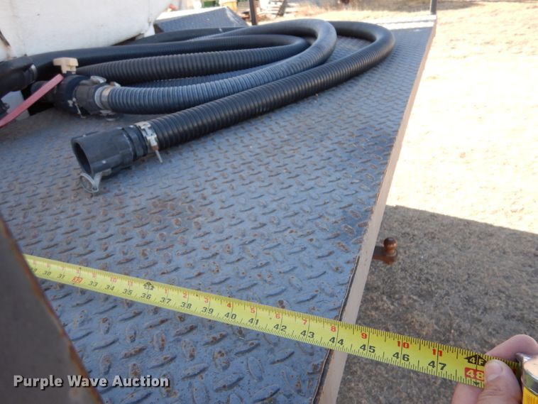 image for item DJ7565 1989 Ford LN8000  water truck