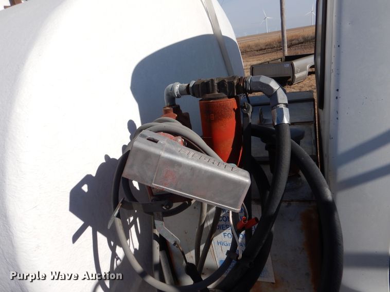 image for item DJ7565 1989 Ford LN8000  water truck