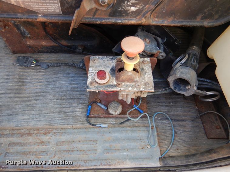 image for item DJ7565 1989 Ford LN8000  water truck