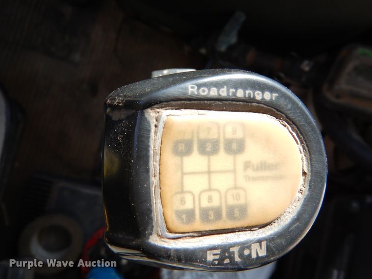 image for item DJ7565 1989 Ford LN8000  water truck