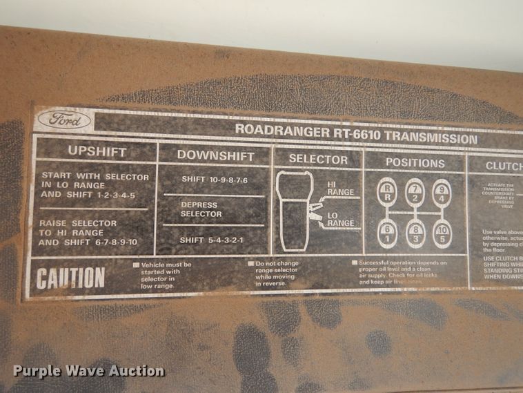 image for item DJ7565 1989 Ford LN8000  water truck