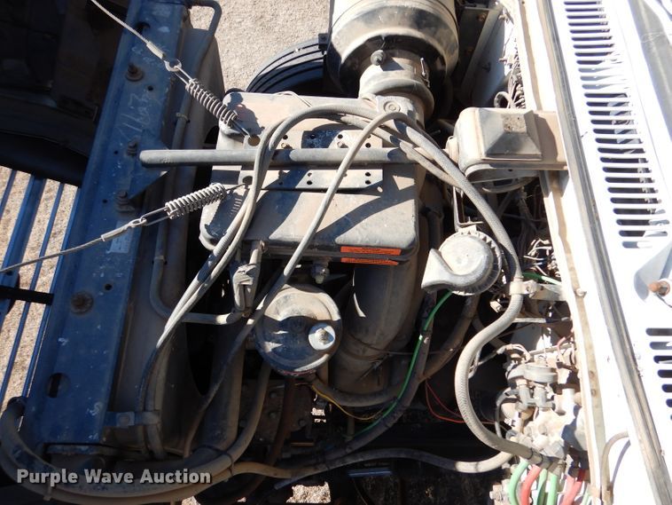 image for item DJ7565 1989 Ford LN8000  water truck