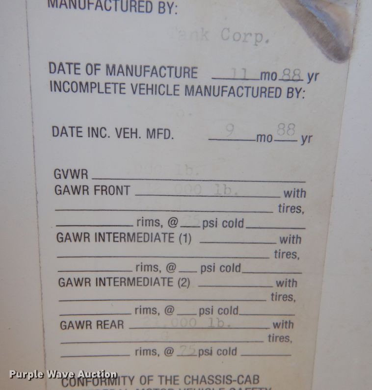 image for item DJ7565 1989 Ford LN8000  water truck