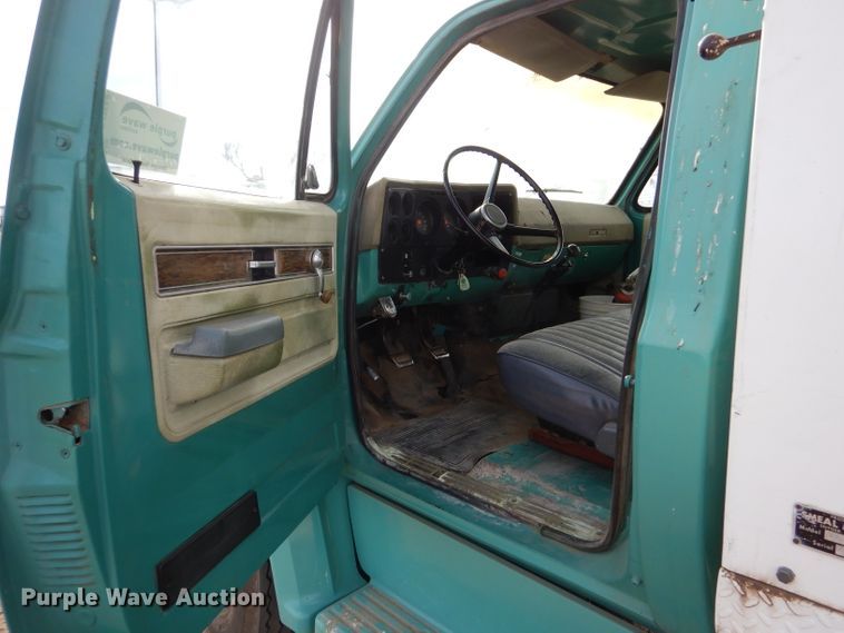 image for item DJ7566 1974 Chevrolet C60  feed delivery truck