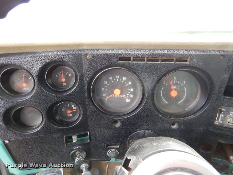 image for item DJ7566 1974 Chevrolet C60  feed delivery truck