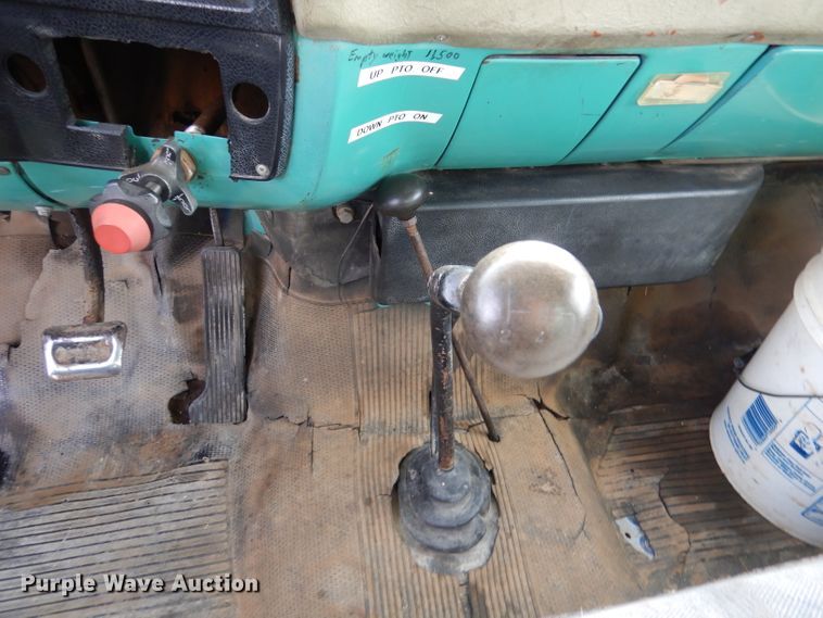 image for item DJ7566 1974 Chevrolet C60  feed delivery truck