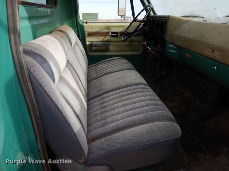 image for item DJ7566 1974 Chevrolet C60  feed delivery truck