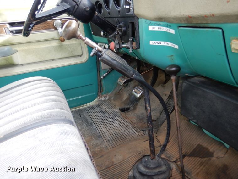 image for item DJ7566 1974 Chevrolet C60  feed delivery truck