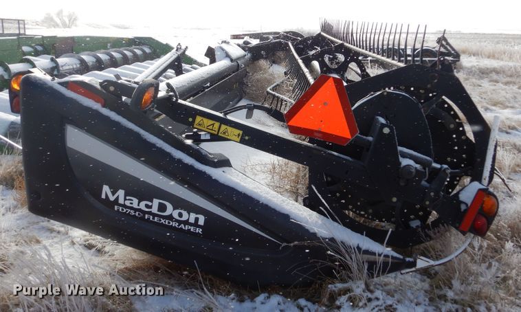 image for item DK3472 2014 MacDon FD75-D  flex draper head